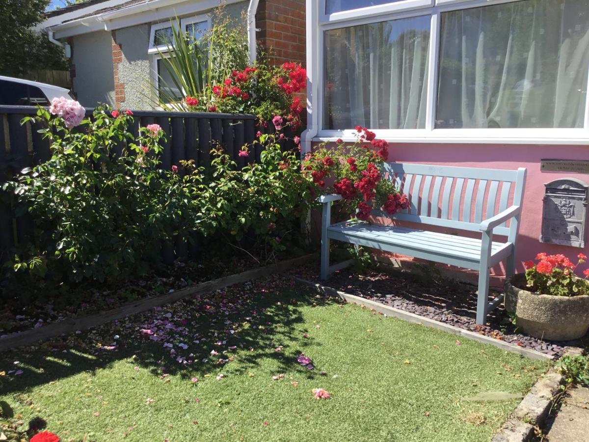 Gower Bungalow Mumbles Exterior photo